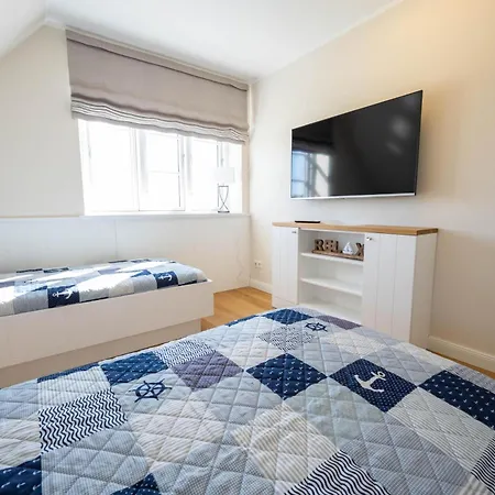 Nordseehaus Foehr Hausteil 1 Сasa de vacaciones Borgsum